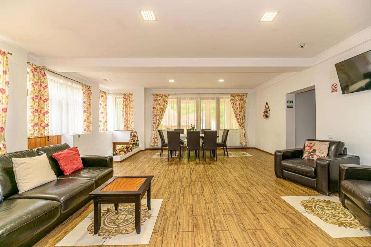 Panoramic Center Rooms Брашов Экстерьер фото